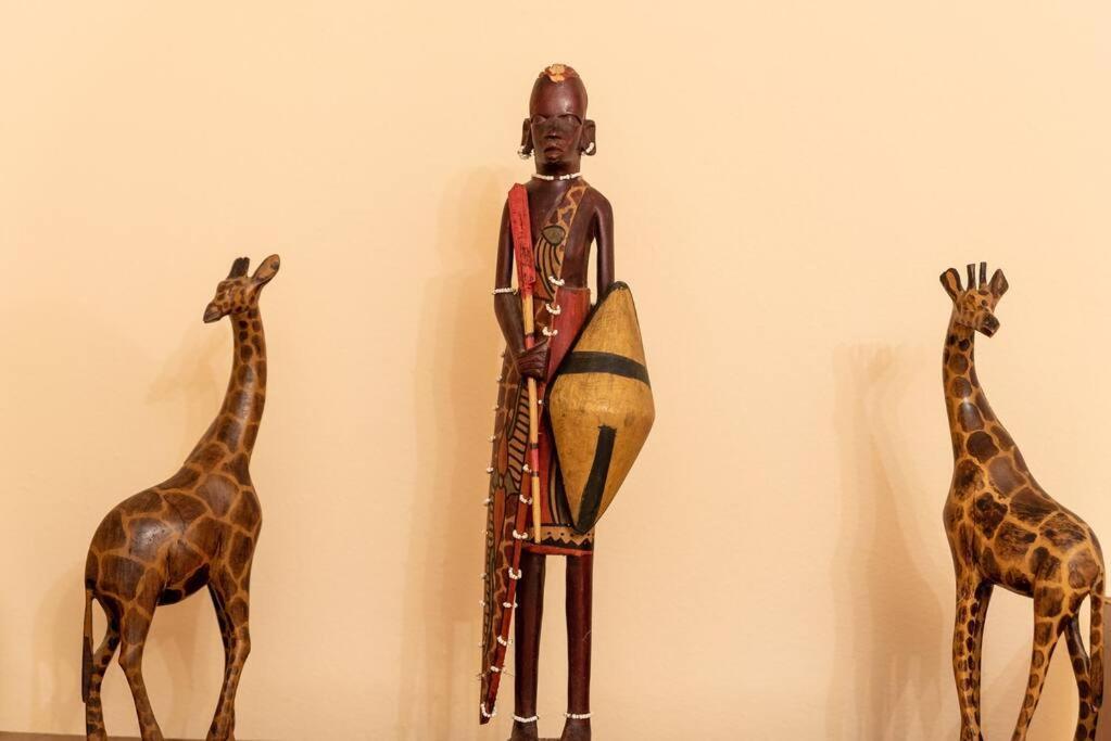 Modern African-Inspired Flat Lejlighed Athen Eksteriør billede