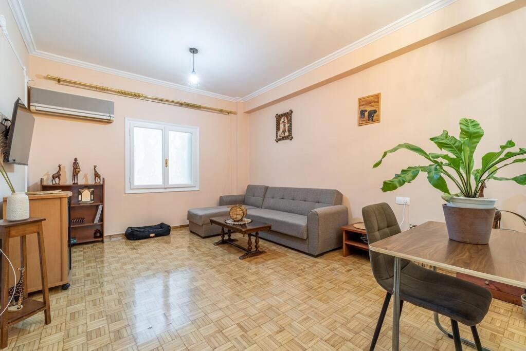 Modern African-Inspired Flat Lejlighed Athen Eksteriør billede
