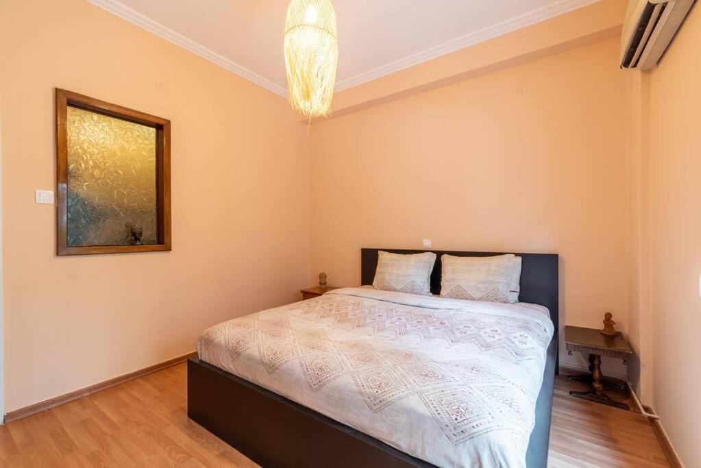 Modern African-Inspired Flat Lejlighed Athen Eksteriør billede